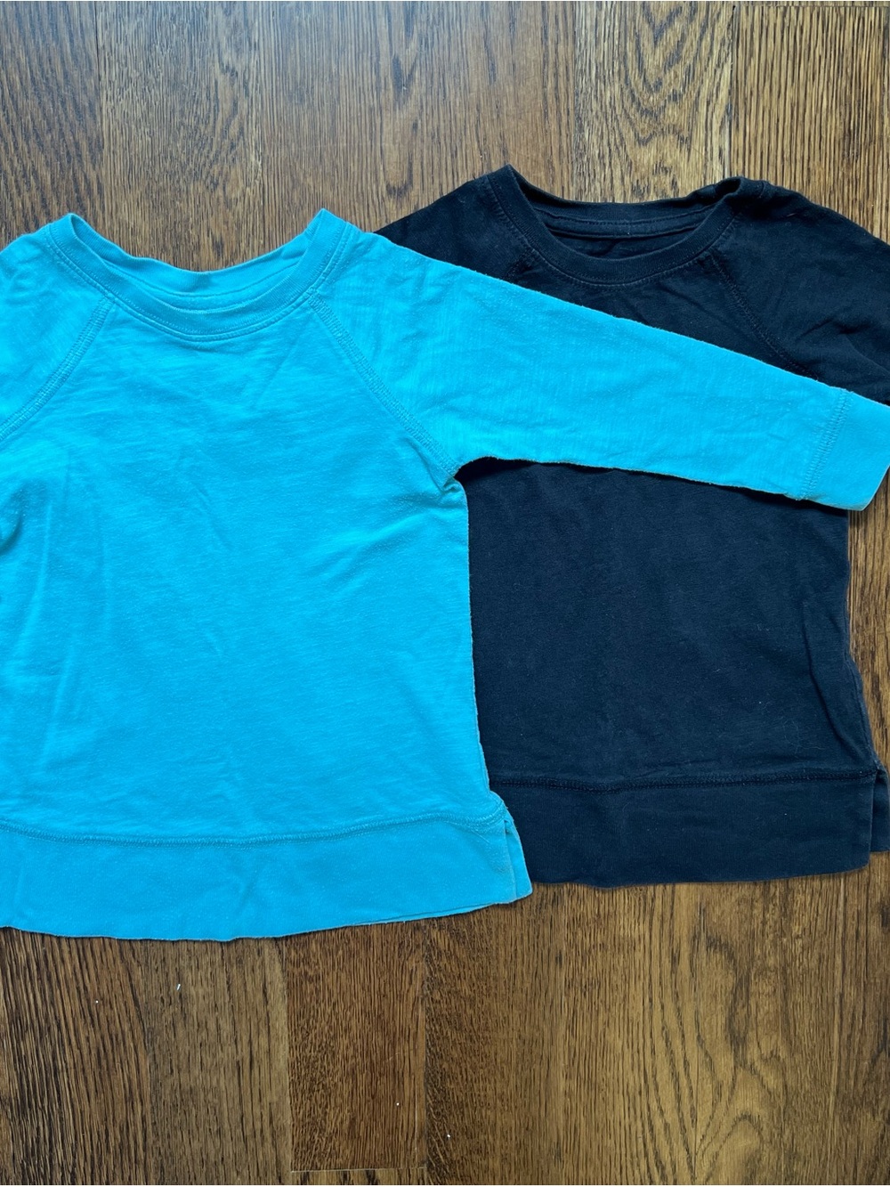 Set of 2 Primary Tunic Long Sleeve Tees - Turquoise and Black 18-24 mo